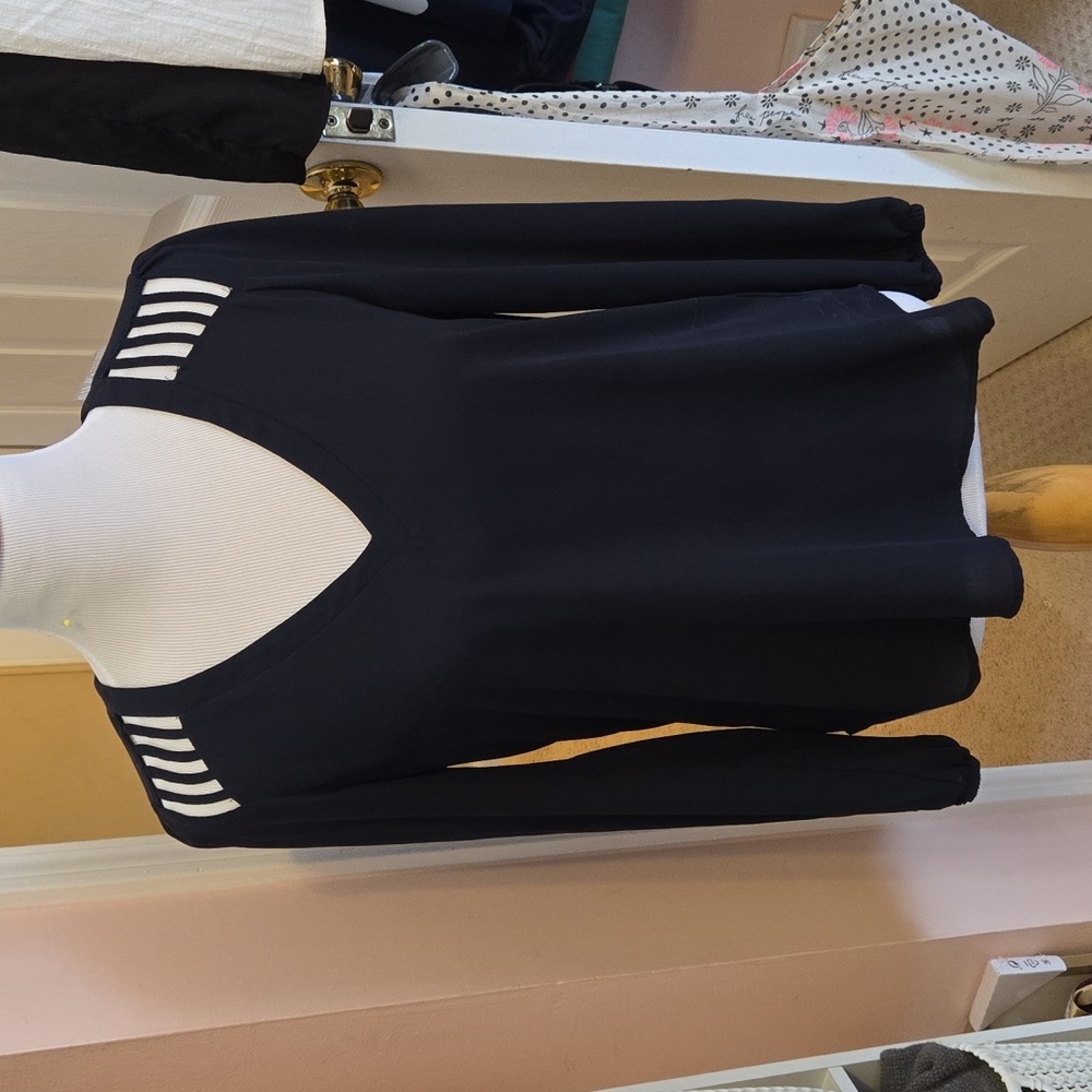 Lily White Navy Blouse, size M